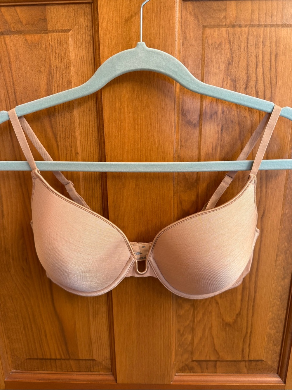 Vassarette Nude Push-up Molded Bra